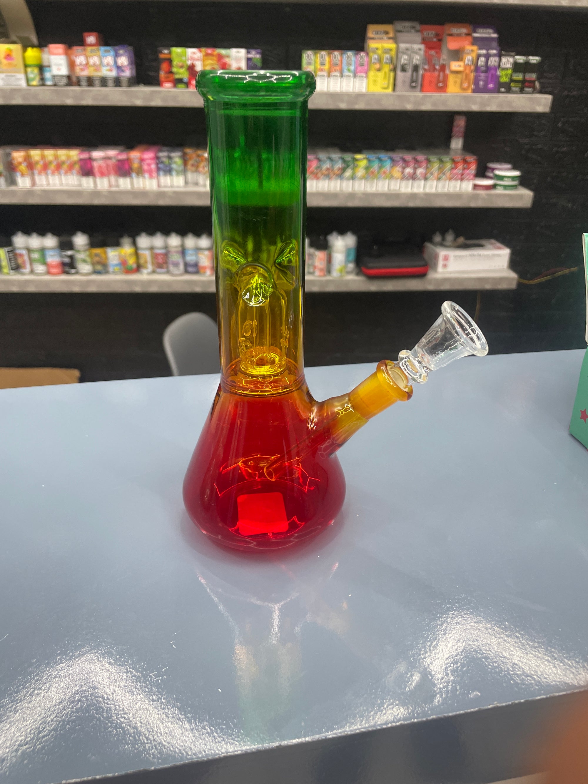 GLASS WATER PIPE 07